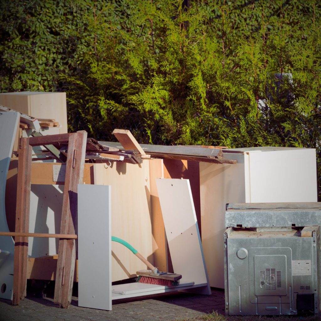 What is the cheapest way to get rid of rubbish?